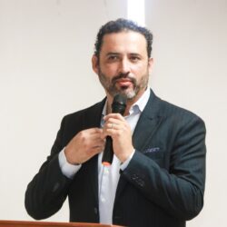 Entrega rector de la UAdeC Mobiliario a la Facultad de Trabajo Social Unidad Sureste