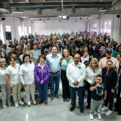 Entregan Javier y Luly aparatos auditivos “Te Escucho con Amor”3