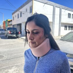 Familia denuncia violenta irrupción de cobradores de financiera en Ramos Arizpe