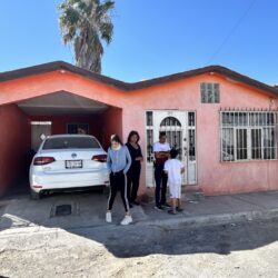Familia denuncia violenta irrupción de cobradores de financiera en Ramos Arizpe3