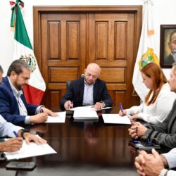Gobierno de Coahuila y municipios de Arteaga y Ramos Arizpe firman convenios de colaboración para el mantenimiento y mejora de libramientos2