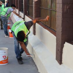 Intensifica Javier Díaz intervenciones en fachadas en el Centro de Saltillo1