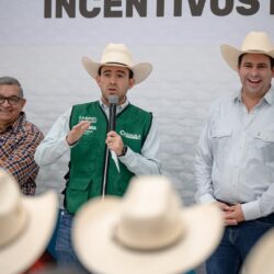 Invierte Javier Díaz 100 MDP en el campo; entrega Incentivos Municipales