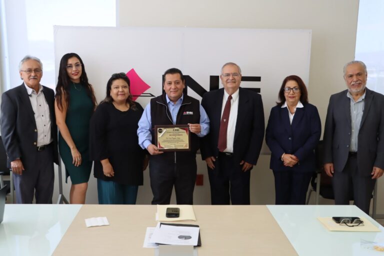 José Luis Vázquez concluye su ciclo en el INE tras más de tres décadas de servicio a la democracia