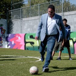 Javier y Luly entregan rehabilitación de plaza en fraccionamiento La Fragua9