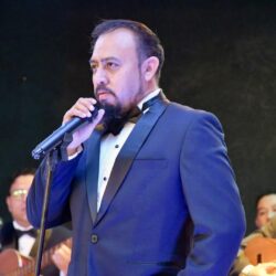 La Rondalla de Ramos Arizpe le canta al amor; festeja tres décadas de música y sentimiento11