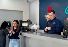 Obsequia SIMAS Torreón las primeras 5 pantallas a usuarios cumplidos en el «Buen Fin»