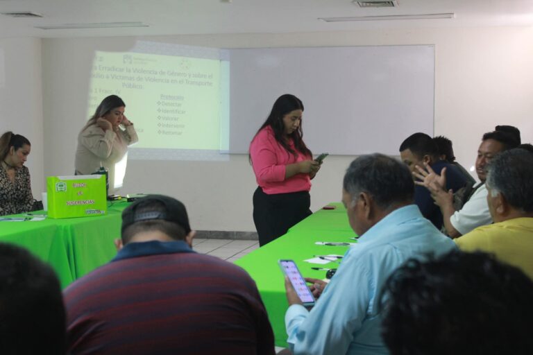 Optimizan trámites para operadores del transporte público