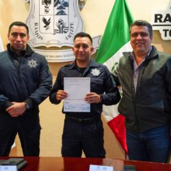 Reconocen a policías municipales por su destacada labor2
