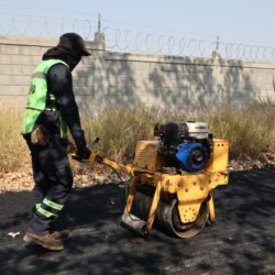 Refuerza Javier Díaz programa de bacheo; atiende colonias del sur de Saltillo5