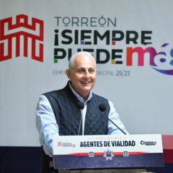 Román Alberto Cepeda González entrega reconocimientos a agentes de Vialidad