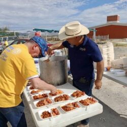 Rotarios de Ramos Arizpe celebran “Navidad en el Campo” en el ejido La Leona1