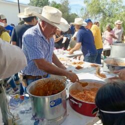 Rotarios de Ramos Arizpe celebran “Navidad en el Campo” en el ejido La Leona2
