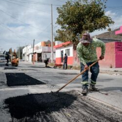 Siguen acciones de bacheo en vialidades de Saltillo2