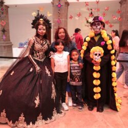 Vivamos en familia nuestras tradiciones