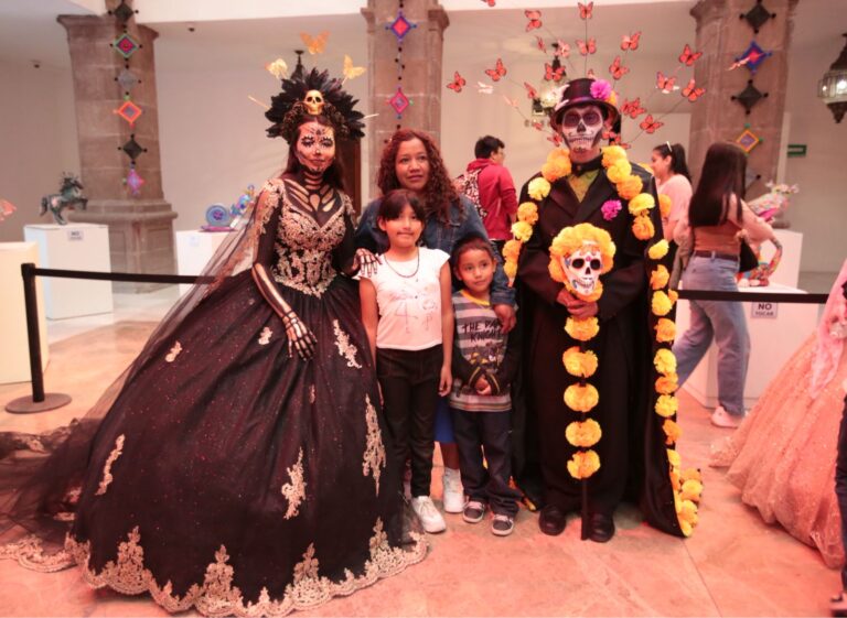 Vivamos en familia nuestras tradiciones: Manolo