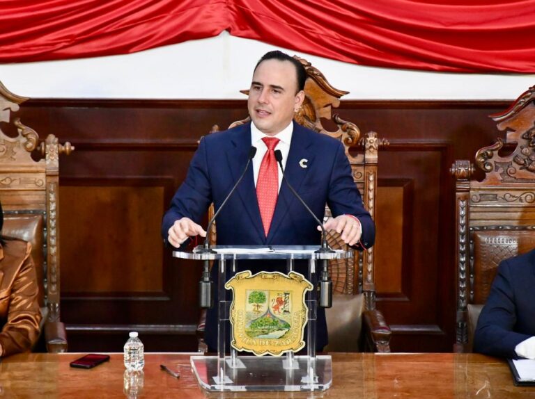 ¡A Pasos de Gigante! Presenta gobernador Manolo su Segundo Informe de Gobierno en el Congreso de Coahuila