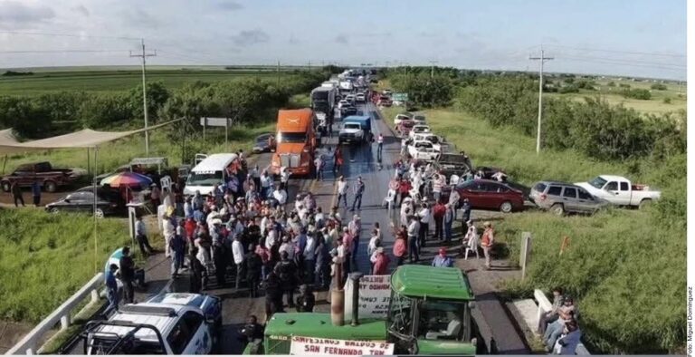 Anuncian campesinos paro y bloqueos el 24 de noviembre