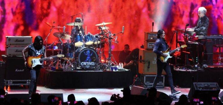 Caifanes regresó a Saltillo con un imponente sold out