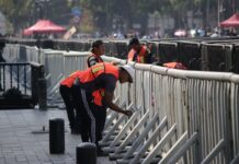 Cercan Palacio Nacional ante movilizaciones de la Generación Z y de la CNTE