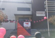 Cierra Conafe sus puertas en Saltillo con protesta de brazos caídos