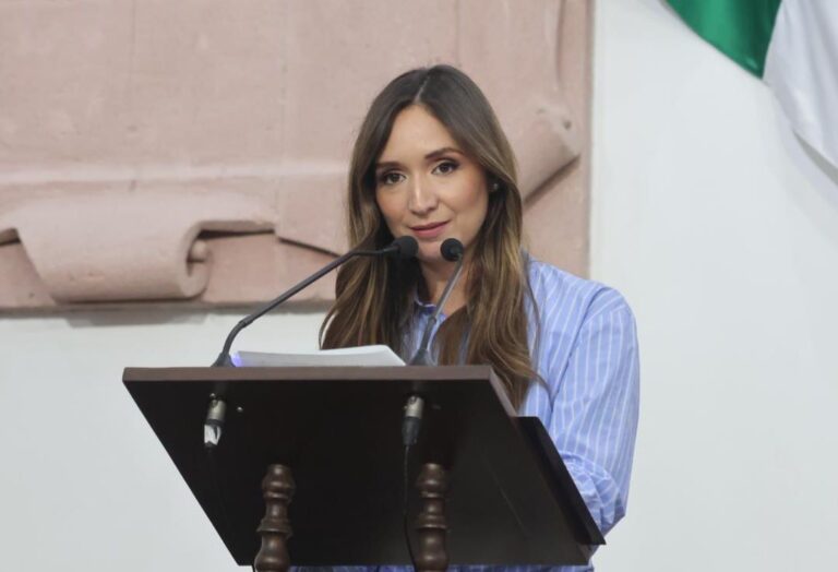 Edna Dávalos impulsa creación de plan para combatir la brecha salarial de género en el sector industrial