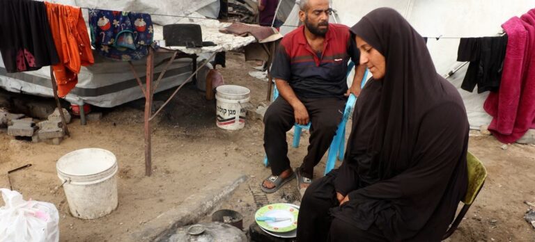 En Gaza, solo entran la mitad de los alimentos mínimos que necesita la población