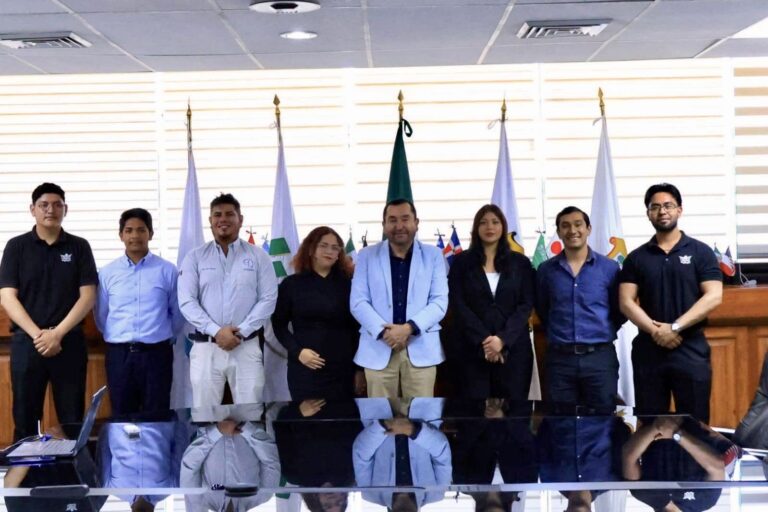 Estudiantes de Ingeniería Mecánica de la UTC presentan proyecto con impacto social