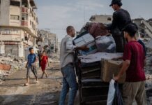 Gaza: Las familias siguen regresando a sus casas mientras se mantiene el frágil alto el fuego