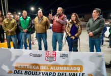 Obra tras obra Ramos se transforma; entregan nuevo alumbrado en el bulevar del Valle