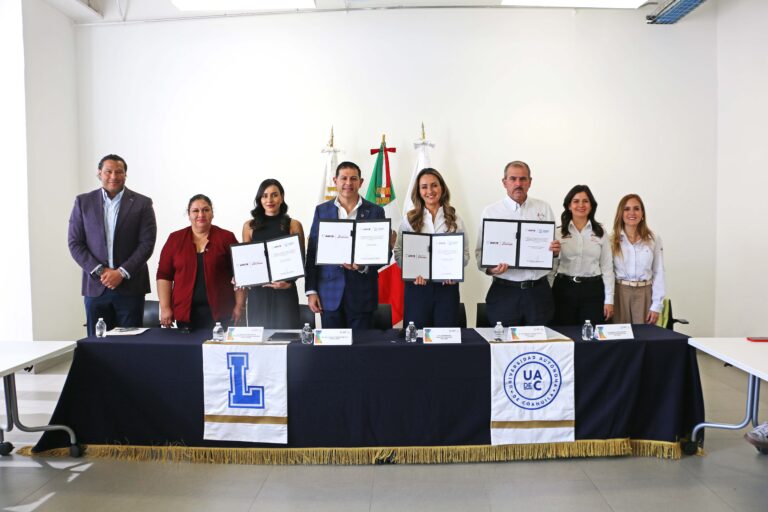 Para fortalecer la formación social de estudiantes de la UA de C, formalizan convenio con el DIF Saltillo