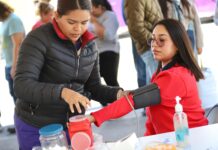 Realizan brigada médica y firman convenio por la salud de trabajadores en Ramos Arizpe