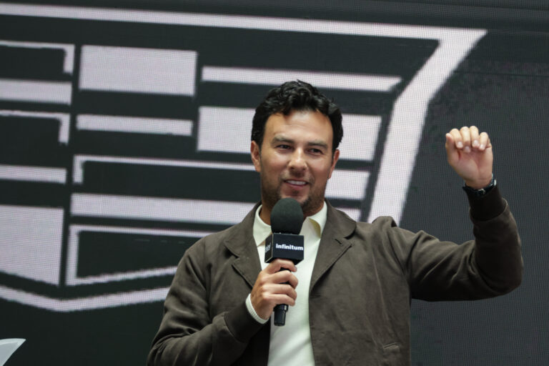 Ve Checo Pérez posible subir al podio con Cadillac