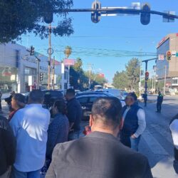 Con plantón, protestan trabajadores del ITS por demora en pago de sueldos