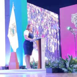 Con temple de mujer1