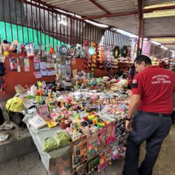 Continúan operativos para detectar pirotecnia en mercados de Ramos Arizpe3