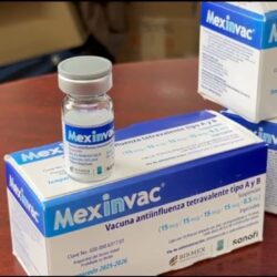 DIF Ramos Arizpe ofrece vacunas gratuitas contra la influenza y COVID-19 para toda la población en temporada invernal1