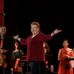 Disfrutan el Concierto Navideño 2025 con la Orquesta Metropolitana de Saltillo y la Compañía de Ópera de Saltillo5