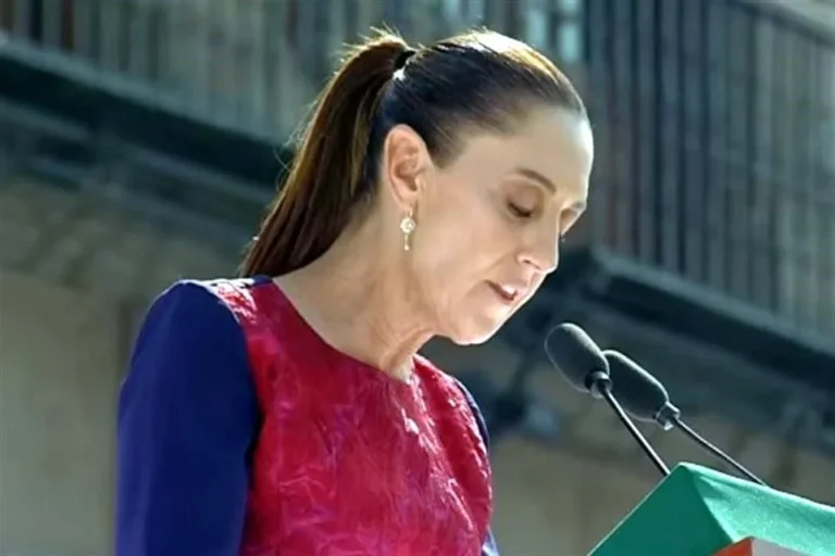 Encabeza CSP  concentración por  7 años de la 4T