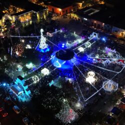 Encendido Navideño reúne a más de 12 mil personas en Ramos Arizpe5