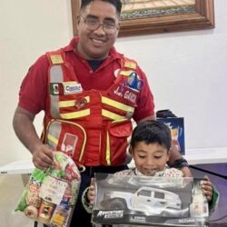 Entre servicio y vocación, Protección Civil de Ramos Arizpe comparte posada navideña6