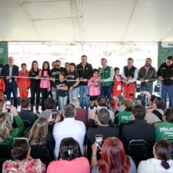 Javier Díaz entrega rehabilitación de cancha en la Espinoza Mireles2