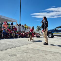 Lleva Policía Saltillo posadas a niños y niñas en colonias4