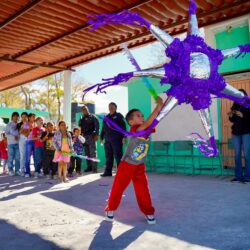Policía de Ramos lleva alegría navideña al ejido Landeros3