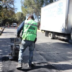 Refuerza Municipio acciones de bacheo en bulevar Valdés Sánchez3