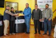 Tinacos a bajo costo ayudan a familias en Ramos Arizpe