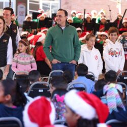 Viven emotiva posada con los niños y niñas de las casas hogar, rosa y azul3