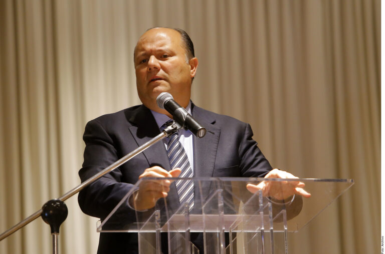 Detienen a César Duarte, exgobernador de Chihuahua