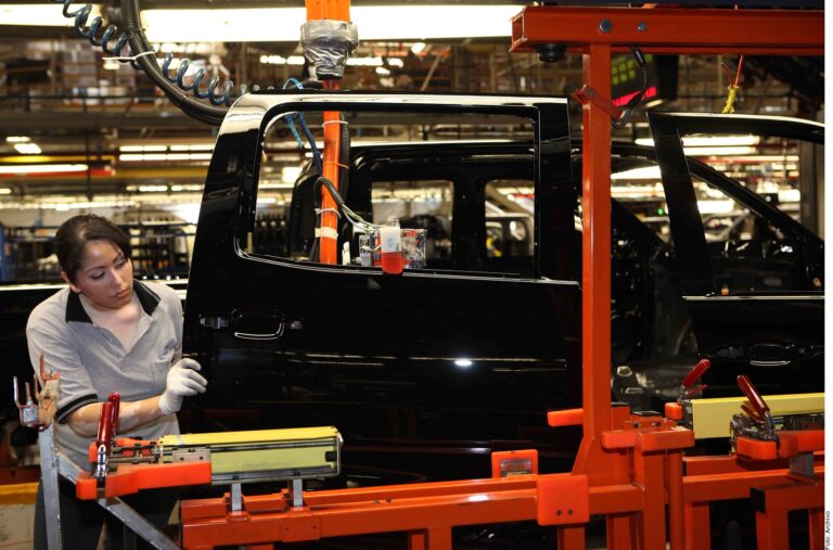 Industria automotriz de EU pide mantener reglas de origen del T-MEC de 75%