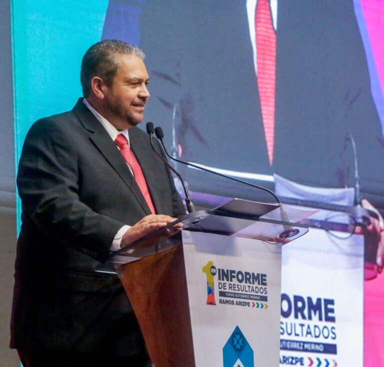 Líderes empresariales y representantes políticos respaldan resultados del Primer Informe de Tomás Gutiérrez